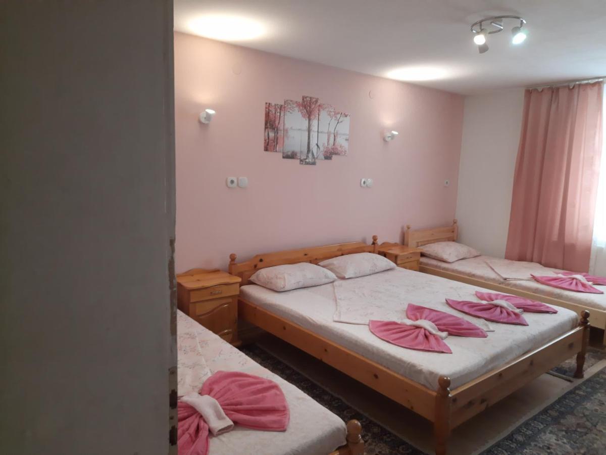 Lazar Raykov Holiday home *